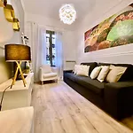 Charming Malasana Gallery Madrid - Estancias Temporales